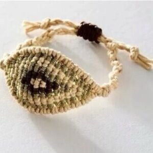 Free People FP Handcrafted Tan and Gold Crochet Woven Hobo Bracelet, NEW